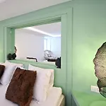 Unique Vacation In Апартаменты Лозон