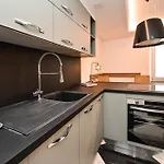 Апартаменты Unique Vacation In Лозон